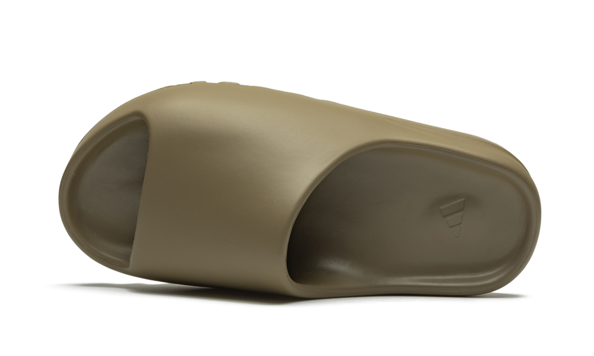 Yeezy Slide Earth Brown 2